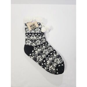 NEW Muk Luk Women's Snowflake Socks Black/White Warm Cozy Winter Wear L-XL